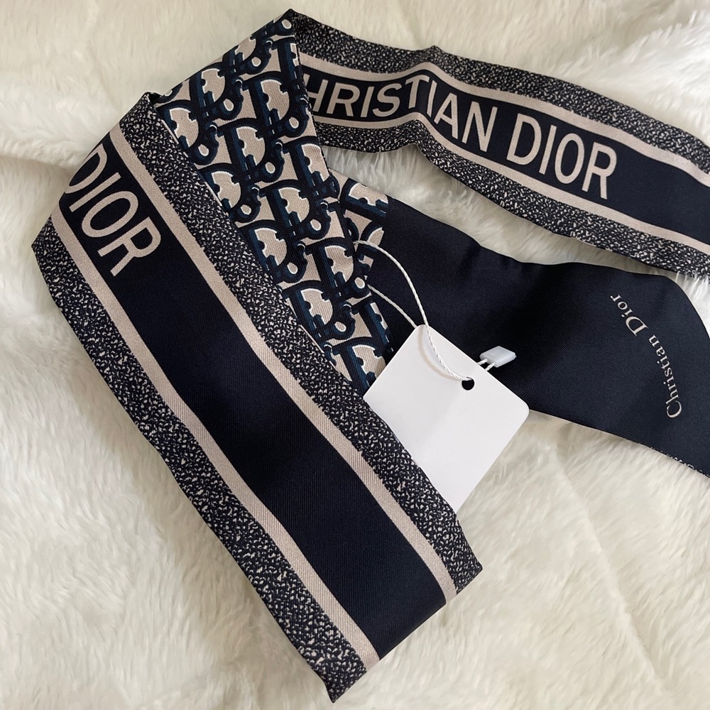 Headband - Picture 2 of 7